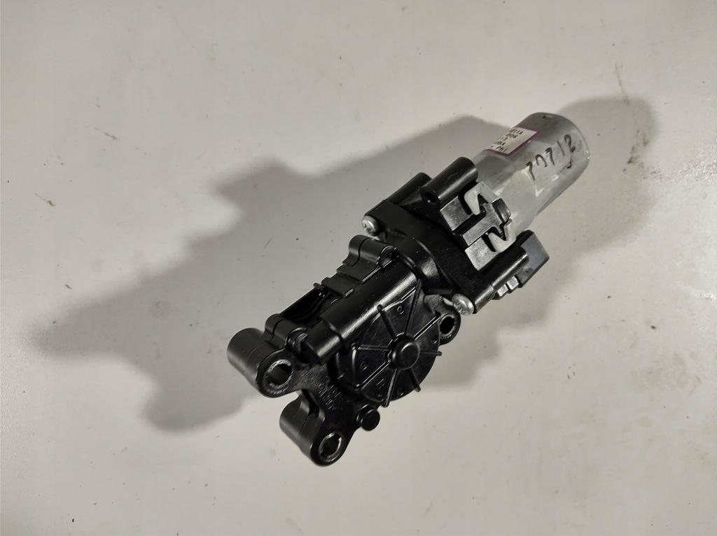 фото №14, Infiniti q50 13- моторчик сиденье