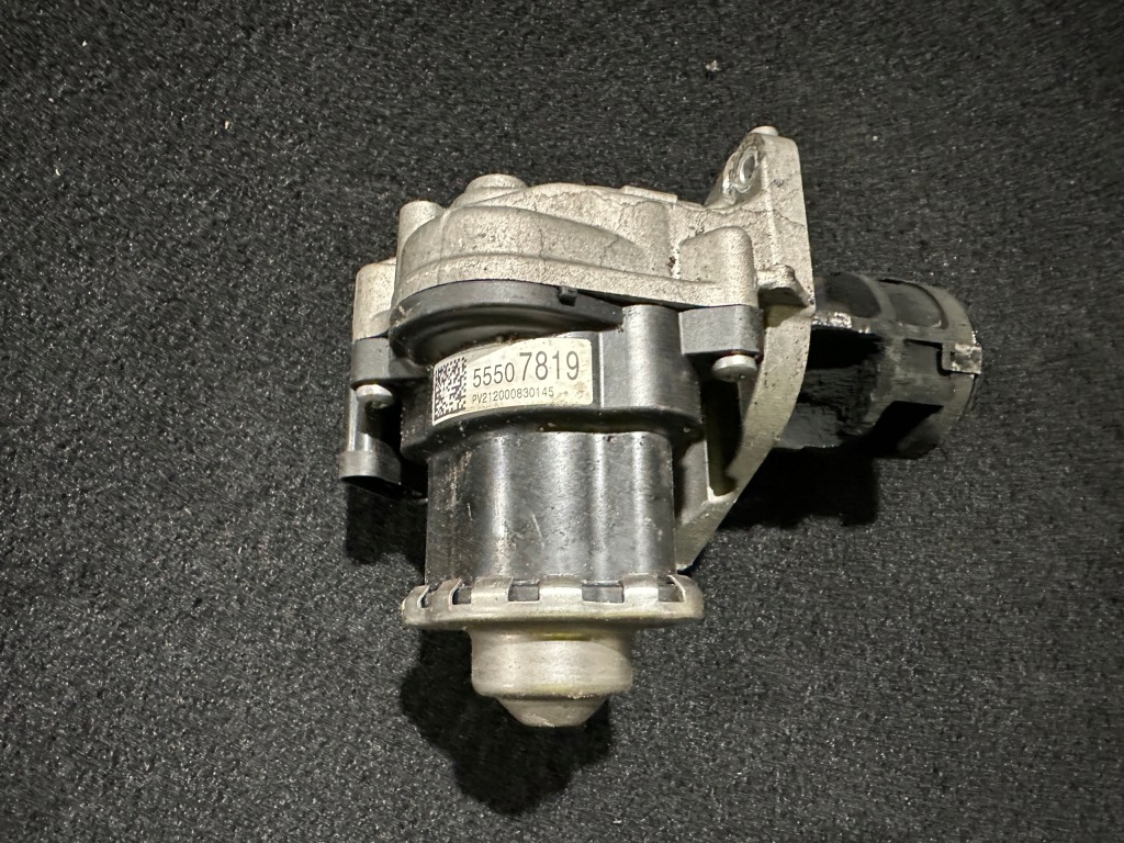 Купити Клапан egr opel insignia b 55507819