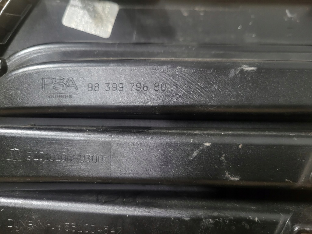 фото №8, Opel astra l 21r-- решётка бампера передний перед