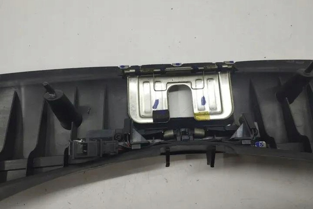 фото №13, Защита замка крышки audi q7 4l 4l0864483 3.0l дизель 171kw 2006