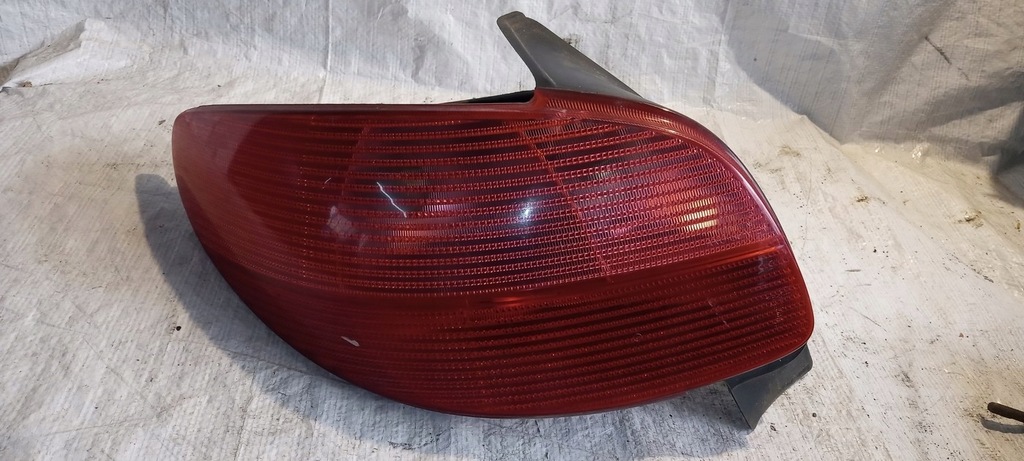 фото №1, Peugeot 206 hb лампа левый задняя