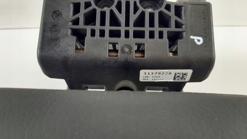 фото №5, Volvo v60 ii підголівник правий задня 31379228