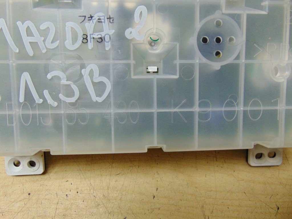 фото №16, Счетчик приборная панель mazda 2 ii de 1.3 b df71