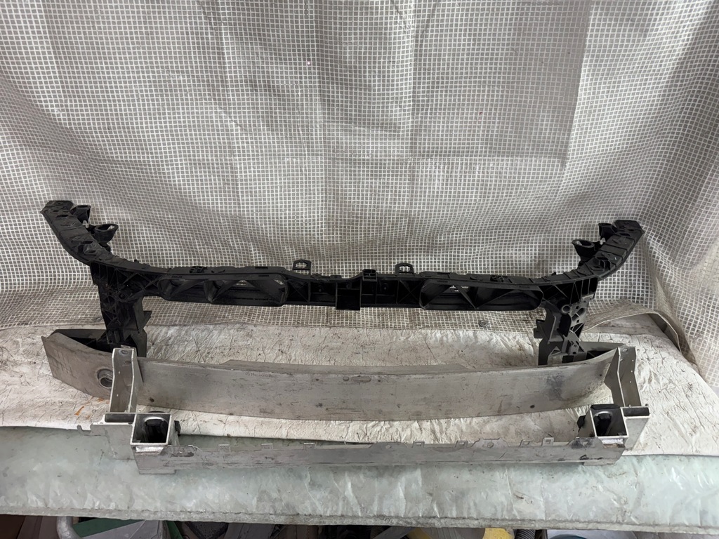 фото №1, Mercedes aklasa w177 pas передній балка підсилювач