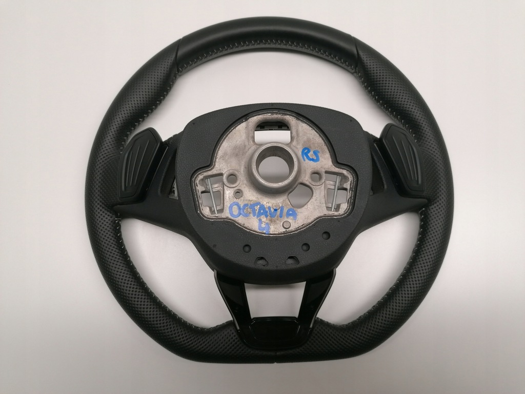 фото №14, Skoda octavia iv rs vrs воздуховод кожаный 2020-