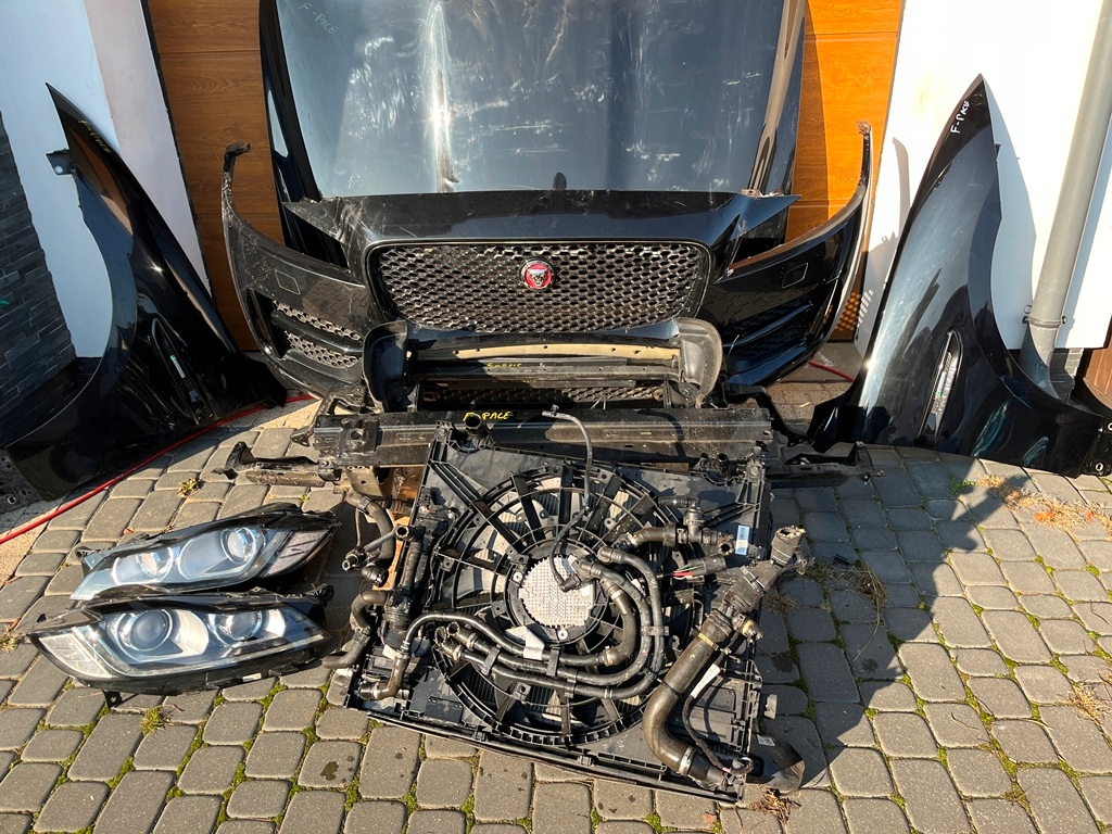 фото №12, Jaguar f pace s sport 2.5b перед капот бампер pas крыло лампа kompletny