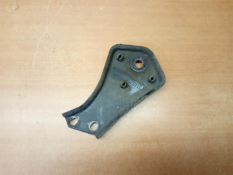 фото №1, Кронштейн балка mercedes sl r231 3.0 a2043520146