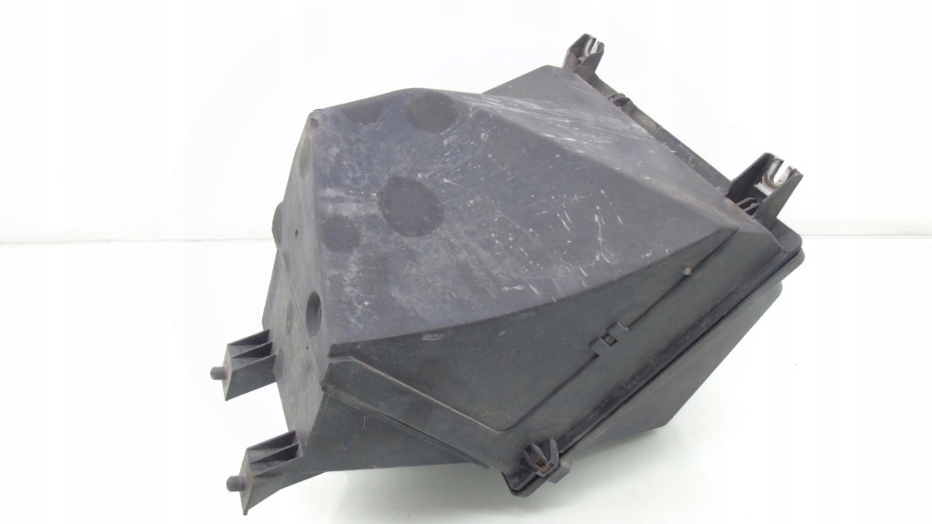 фото №5, Корпус фільтра повітря audi a8 d2 2.8 078133837aa