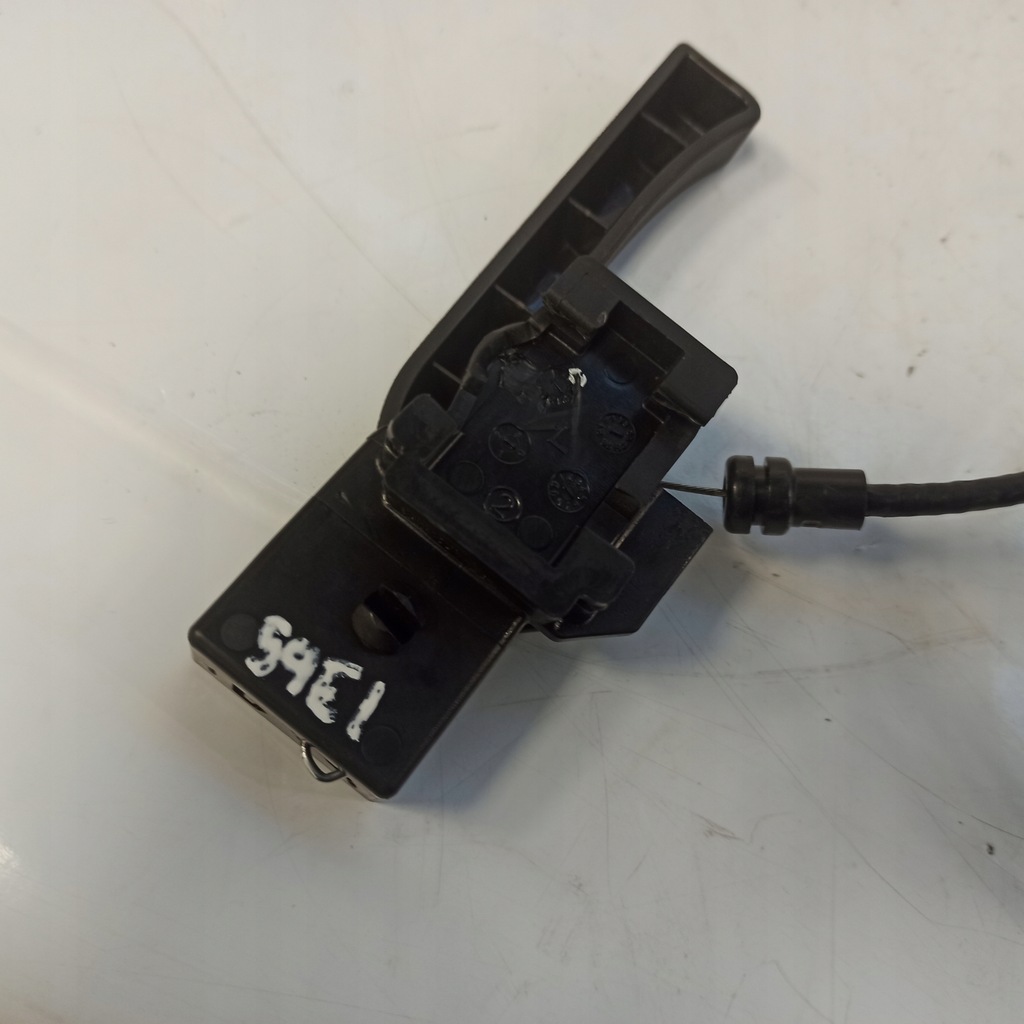 фото №14, Opel astra k v 1.2t трос cięgło капот ручка 39130883