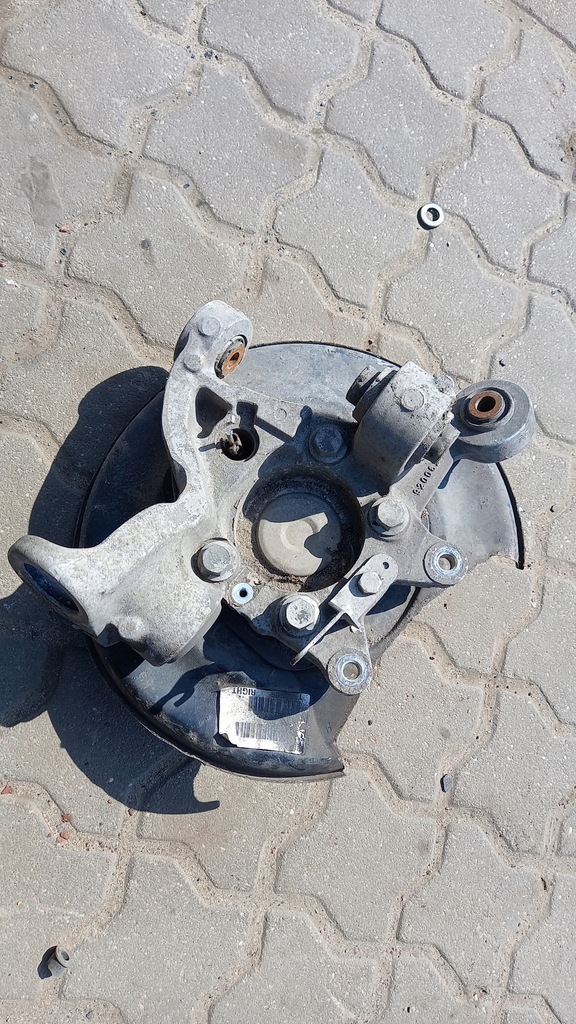 фото №1, Ступиця правий задня volvo v70 9200824