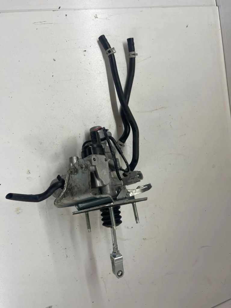 фото №2, Lexus rx 450h 2020 главный цилиндр тормоза