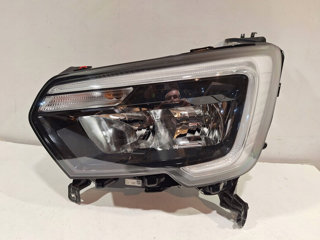 фото №1, Лампа перед ліва 260607867r renault master iii iv movano b lift 19-
