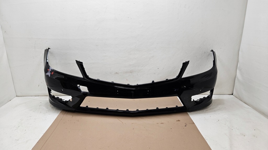 Купить Бампер передний mercedes c-klasa w204 рестайлинг  amg