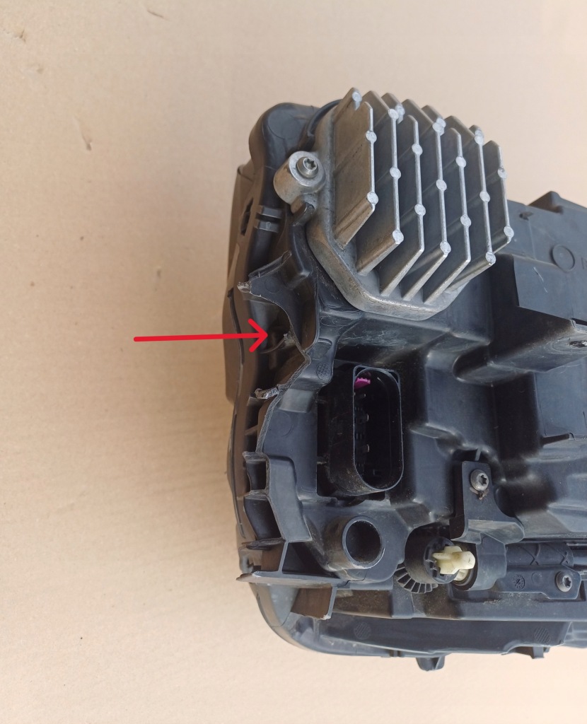 фото №13, Volvo xc60 ii 2017- фара лампа mid led 31655197