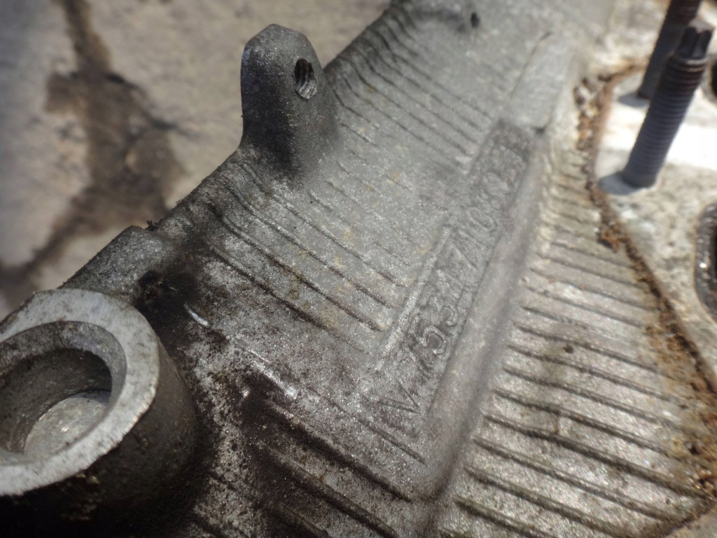 Головка citroen peugeot mini r56 1.6 thp v753471080 - пошкоджені клапани Доставка