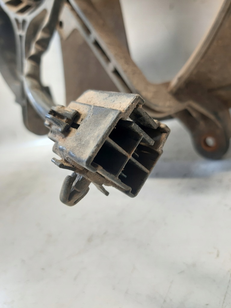 122750-1203 вентилятор радіатора mazda 323f 1.5b в Україні