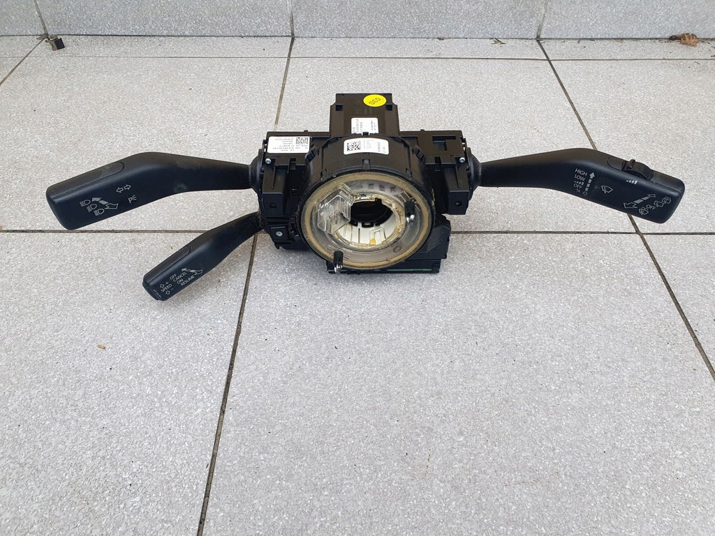 фото №1, Переключатель комбинированный переключатели лента vw passat b6