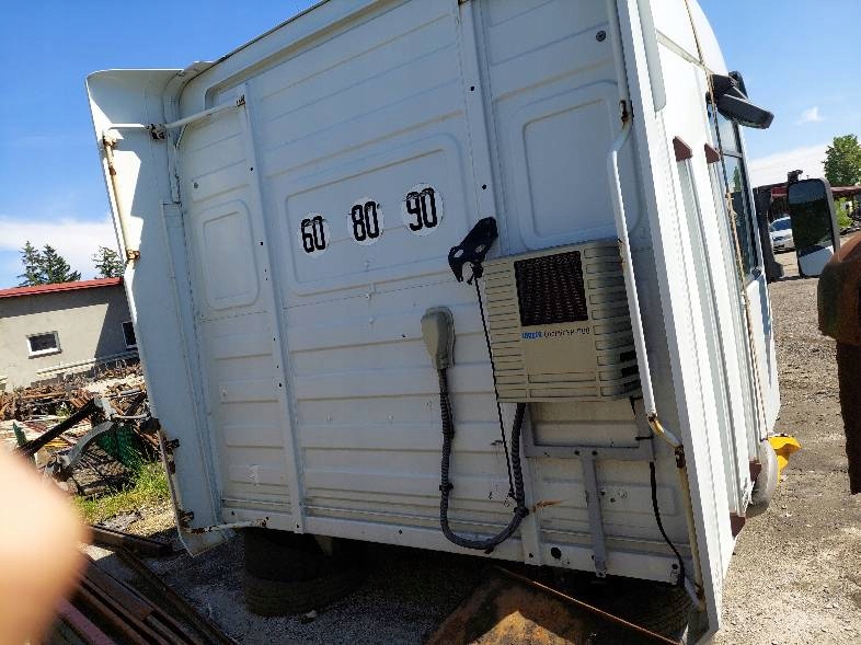 Кабина renault magnum lift vega dxi 2012r Киев