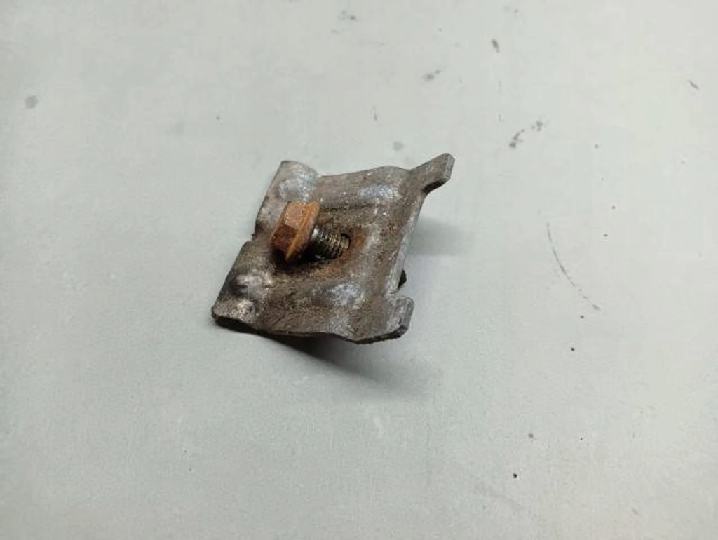 фото №1, Skoda superb ii кронштейн кронштейн аккумулятор