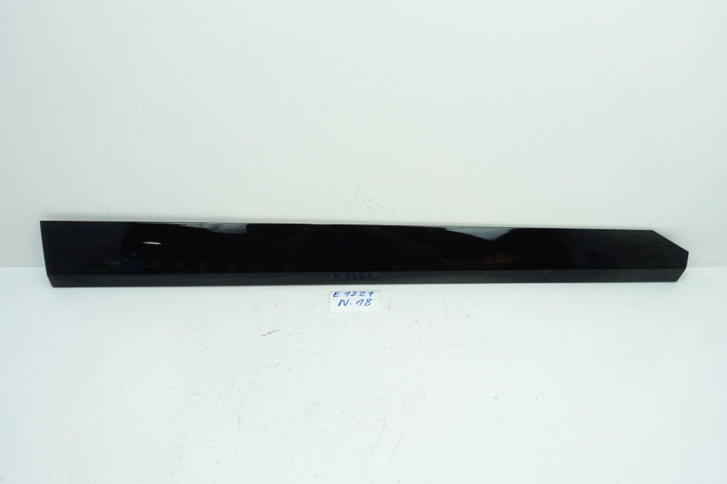 фото №1, Молдинг двері правий перед hyundai kona електрик 22-