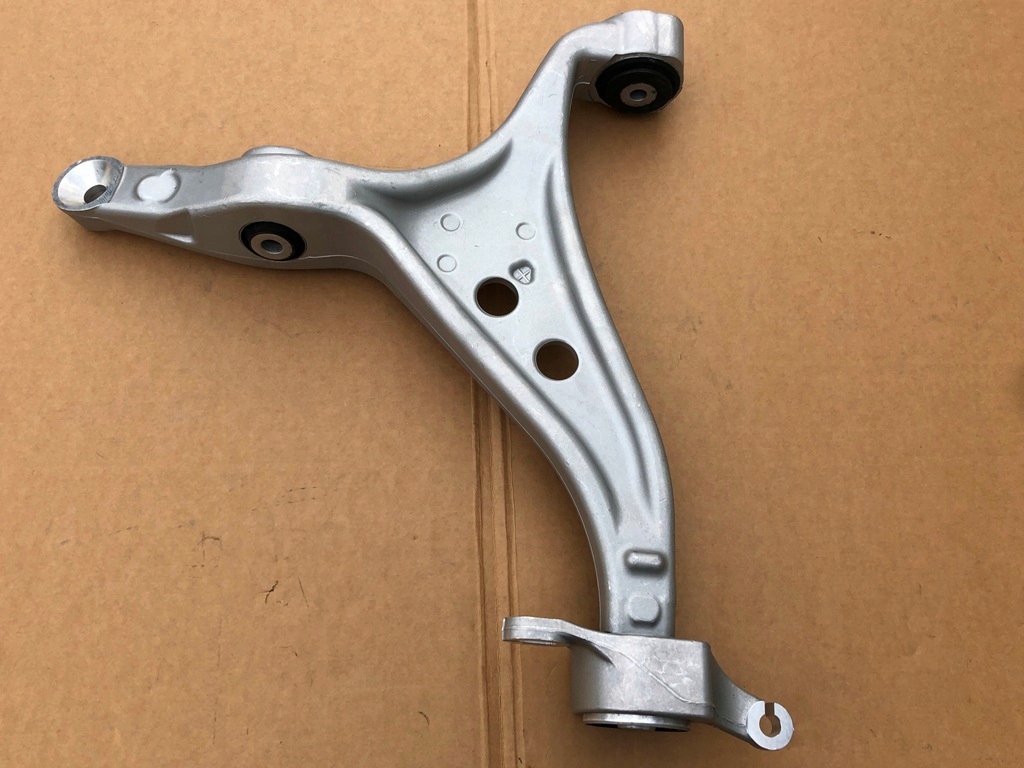 Купить Рычаг 1663300207 перед правый do gle купе w292 gle suv ml w166 gls gl x166