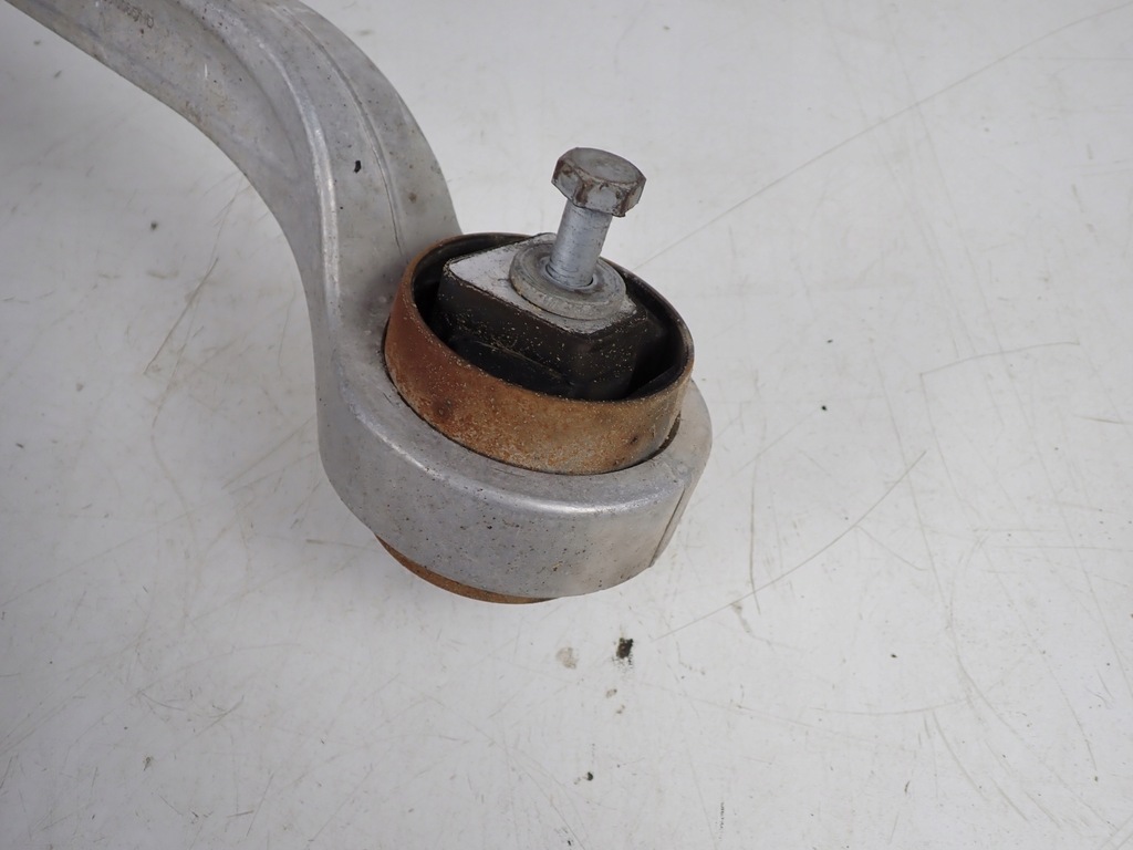 фото №5, Поворотний кулак підвіска ступиця лівий перед audi a8 s8 d3 5.2 короткий