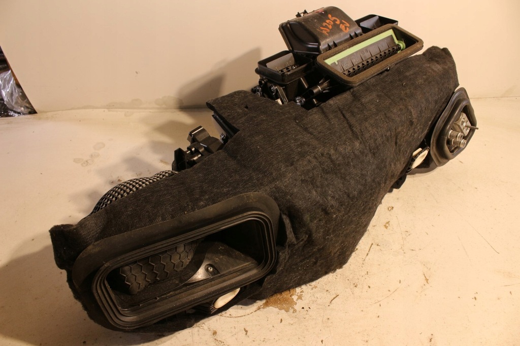 фото №7, Обігрівач корпус кондиціонер mercedes w205 eu