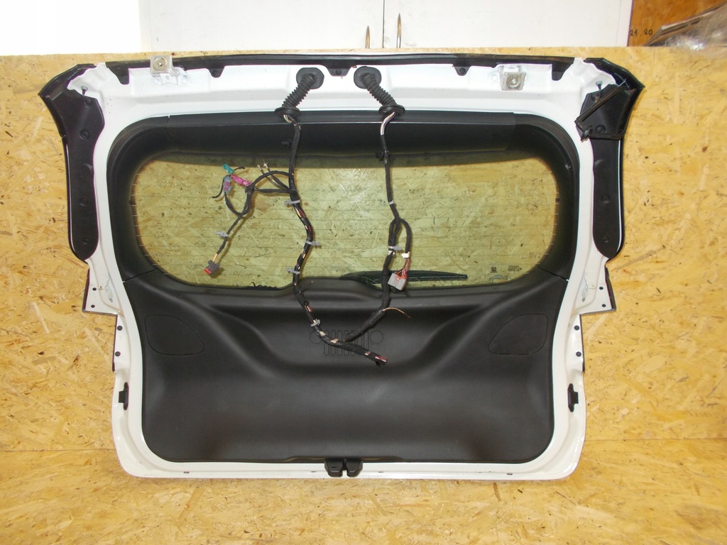 фото №2, Кришка багажника задня комплектна jeep compass