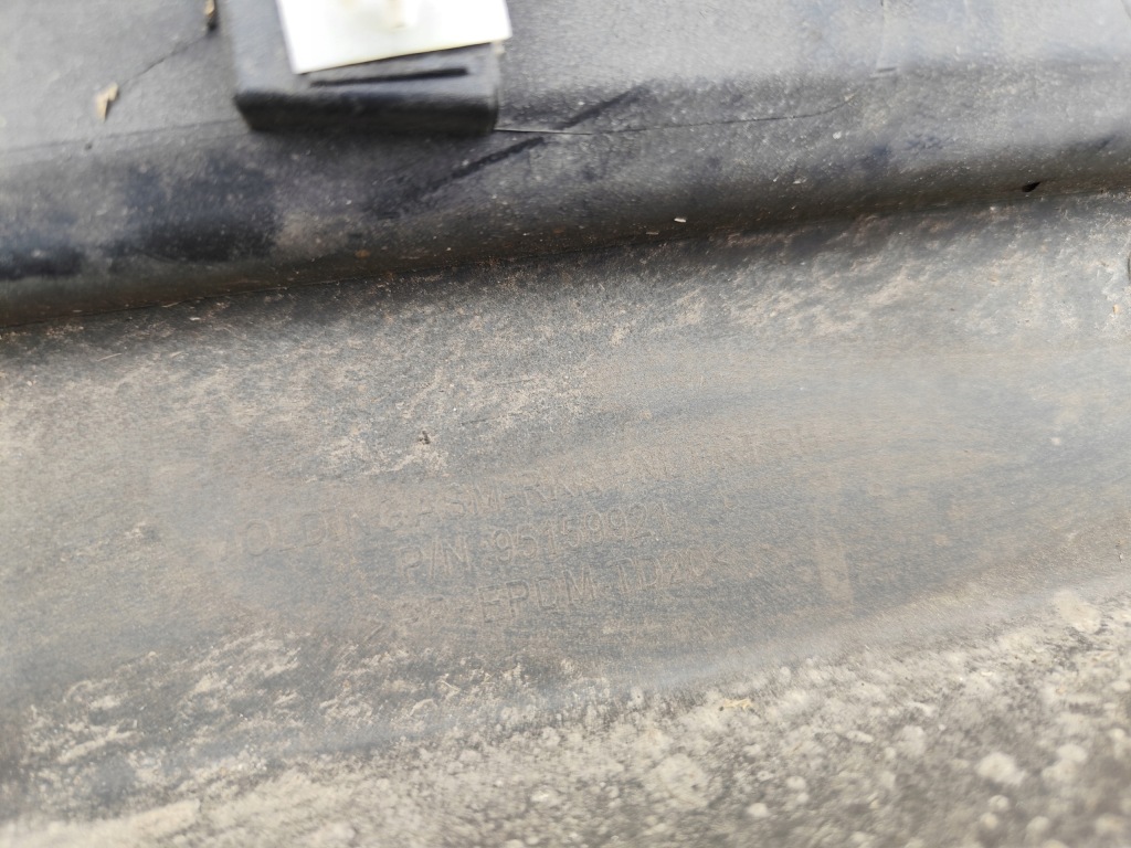 Купити Opel mokka x рестайлінг  16-20 захист  порога  права накладка накладка 95159921