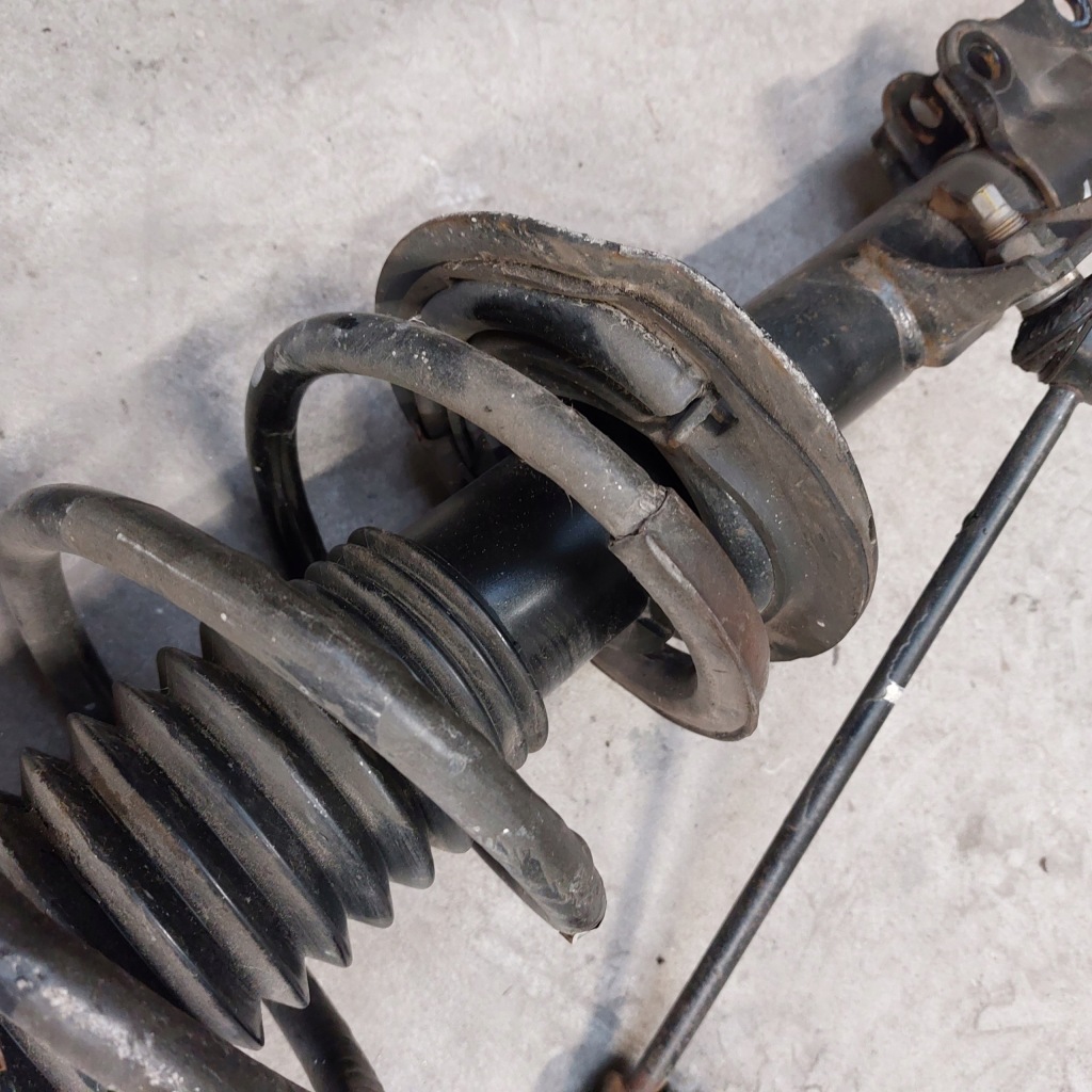 фото №12, Hyundai ix35 1,7 амортизатор пружина левый перед с nowego автомобиля 54650-2y610