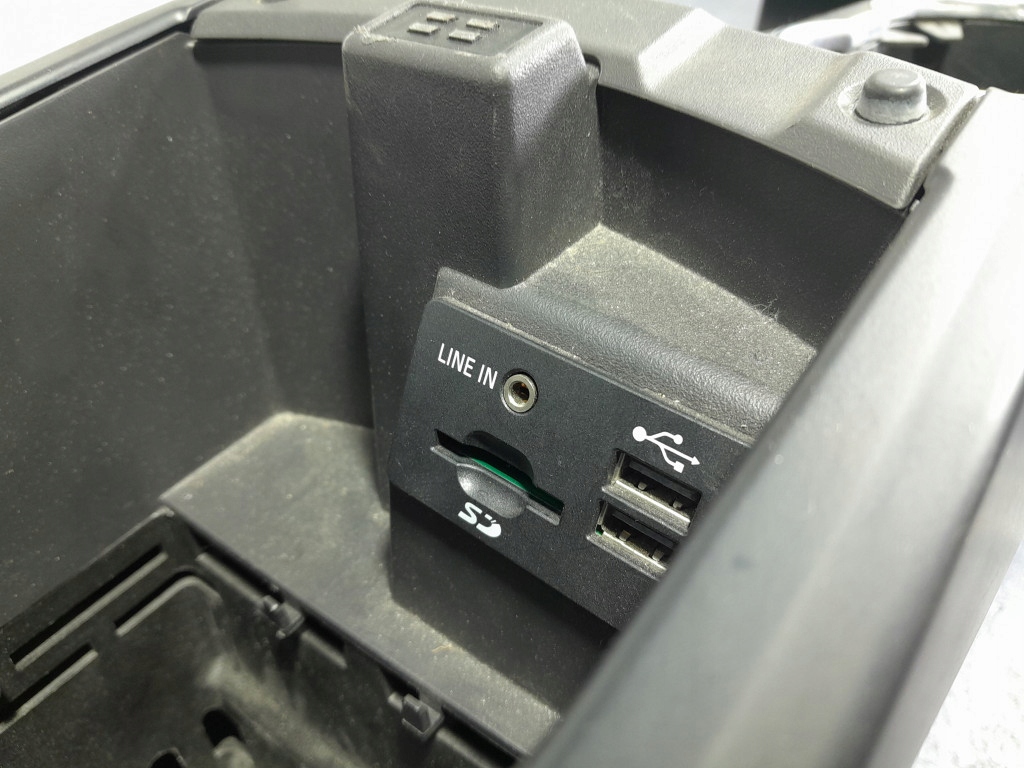 фото №10, Ford kuga mk2 туннель средний подлокотник eu