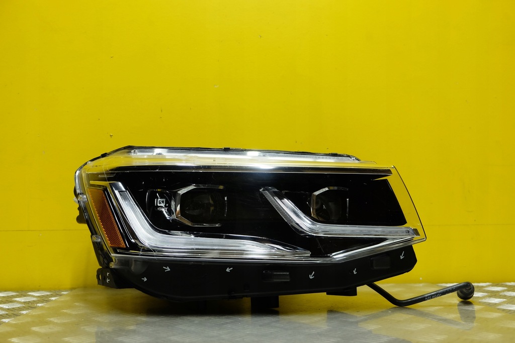 фото №1, Vw taos 2021- фара лампа full led r usa