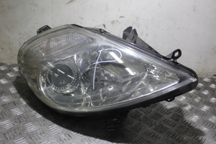 фото №1, Лампа правая передняя citroen c8