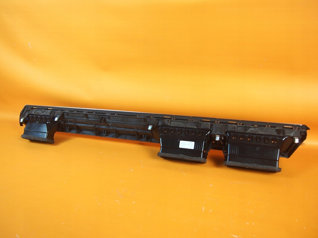 фото №11, Audi a7 4k решётки обдув консоли lh pr 4k1820902