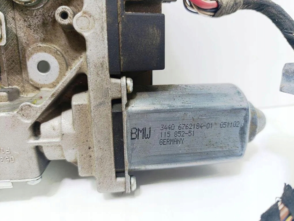 фото №8, Моторчик гальма ручного bmw 7 e65, e66, e67 6762184 2.99l дизель 160kw
