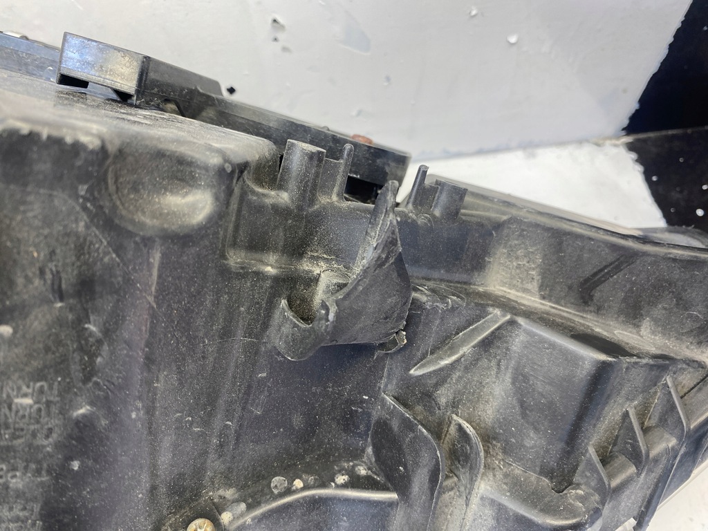 фото №14, Nissan leaf i лампа правый перед led