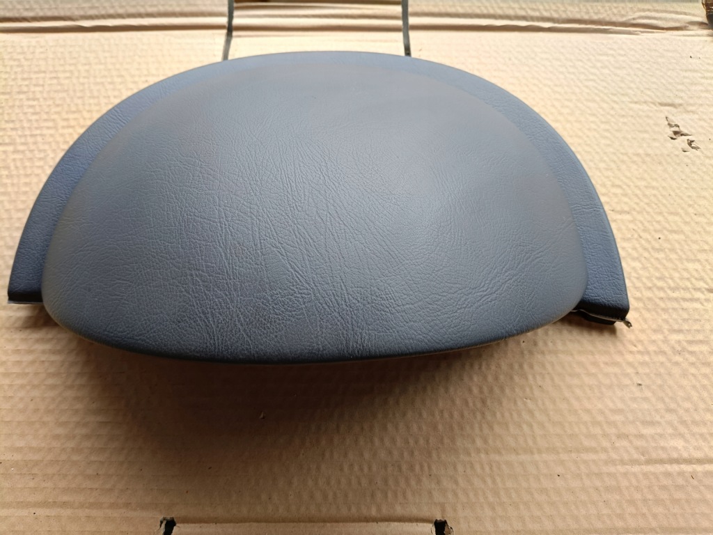 Купить Mercedes w168 козырёк спидометра