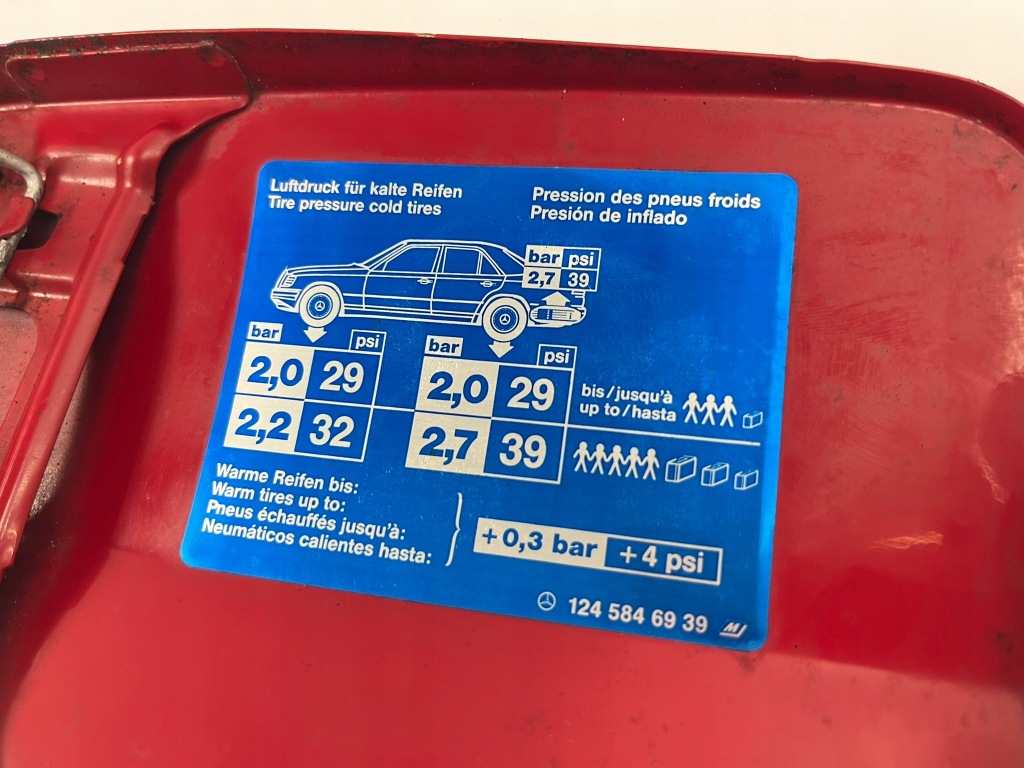 Купить Крышка заливной топлива mercedes 124 w124 c1245846939