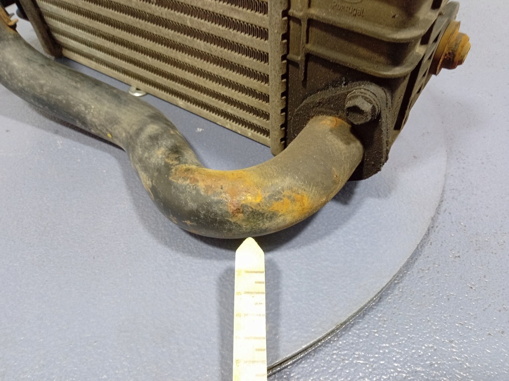 Toyota yaris 2 1.4 d-4d радіатор інтеркулер jd127000-0620 Зі Шроту