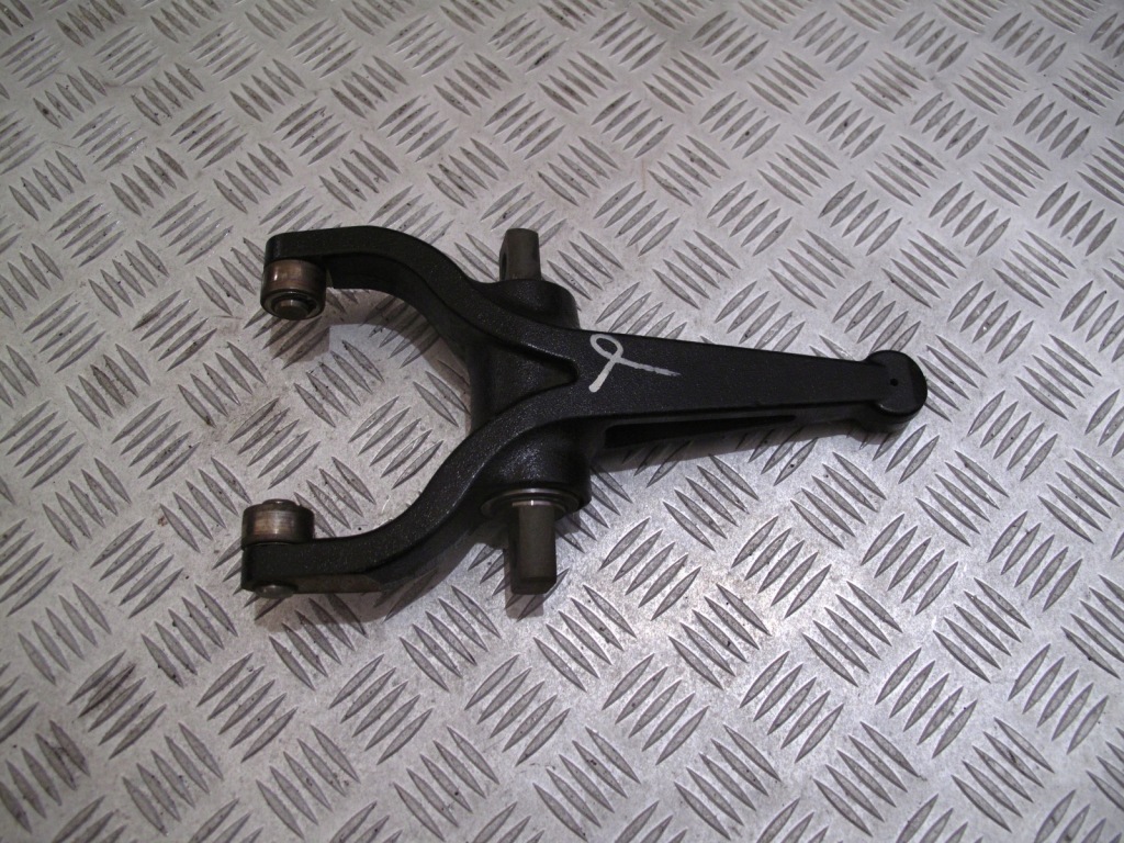 фото №2, Вилка сцепления коробки передач scania 4 r