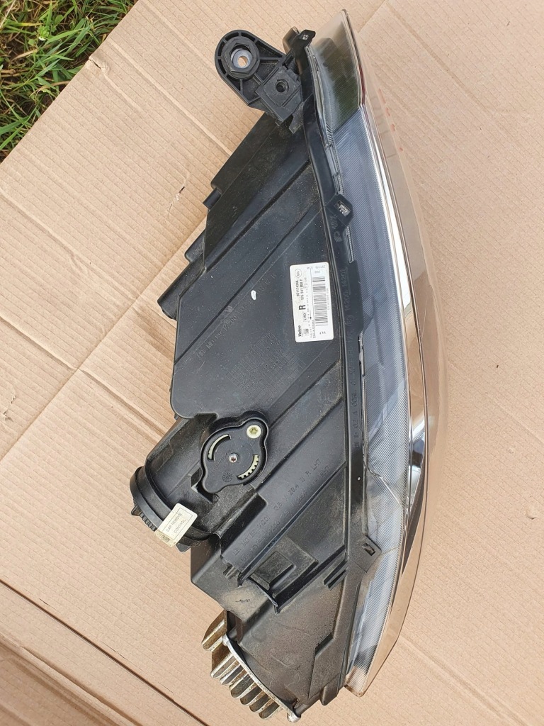 Фара правий перед європа  full led 576941008f 90117434a seat ateca Зі Шроту