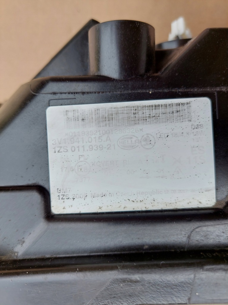 фото №7, Skoda superb iii 15-19r .лампа левая передняя