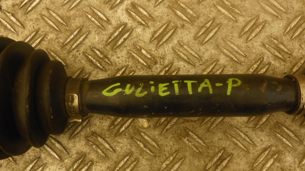 фото №2, Привідний вал права alfa romeo giulietta