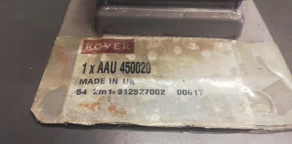 Кронштейн бампера задний  rover 200 25 95-05 aau450020 Недорого