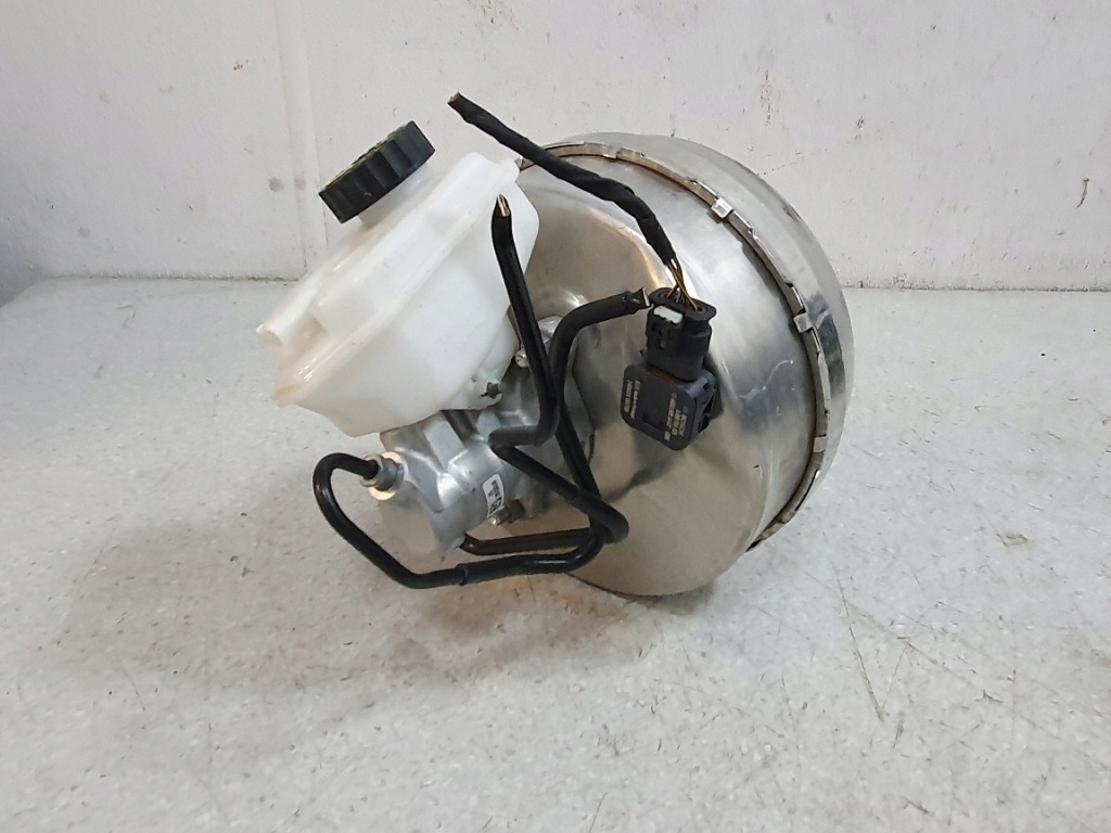 Купити Mercedes w206 206 cle 236 підсилювач гальм насос гальмівна a2064303000