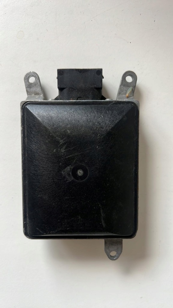 фото №2, Audi a5 8t радар ассистент переключения поперечина 8t0907568