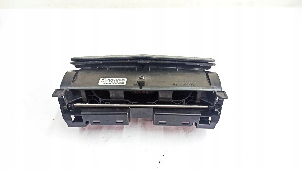 фото №9, Mercedes-benz c w204 2008 панелі керування, перемикачі