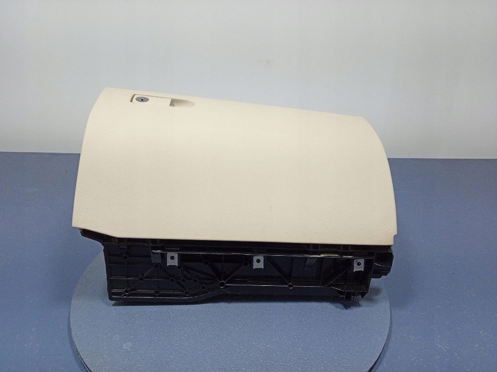 фото №1, Mercedes e klasa w212 lift бардачок пасажира eu a2126802491