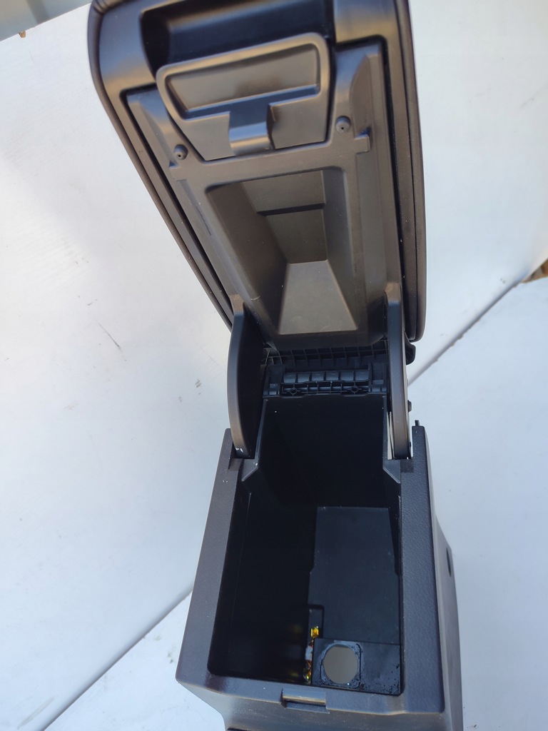 фото №8, Підлокітник suzuki sx4 s-cross europa оригінал