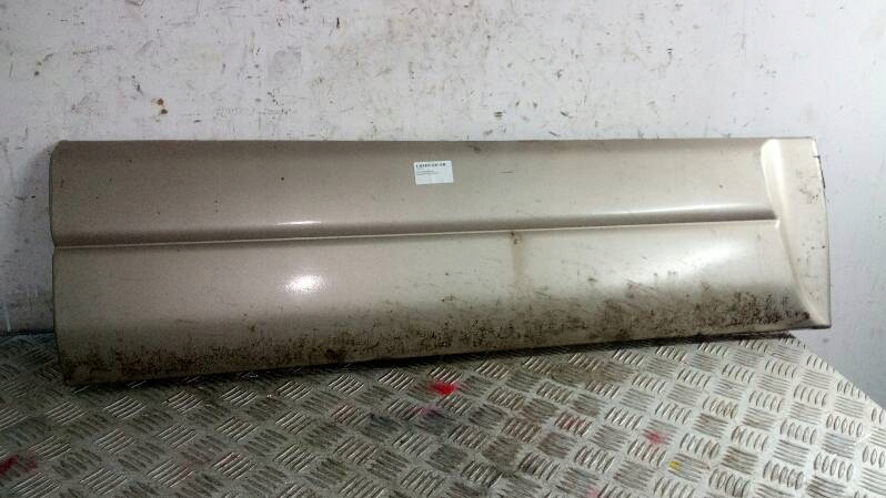 фото №1, Молдинг дверь правый перед suzuki grand vitara